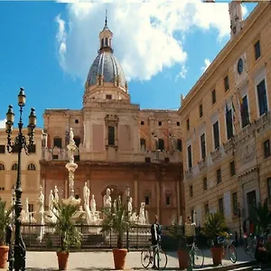 Life Casa Vacanze Centro Storico Casa vacanze Palermo